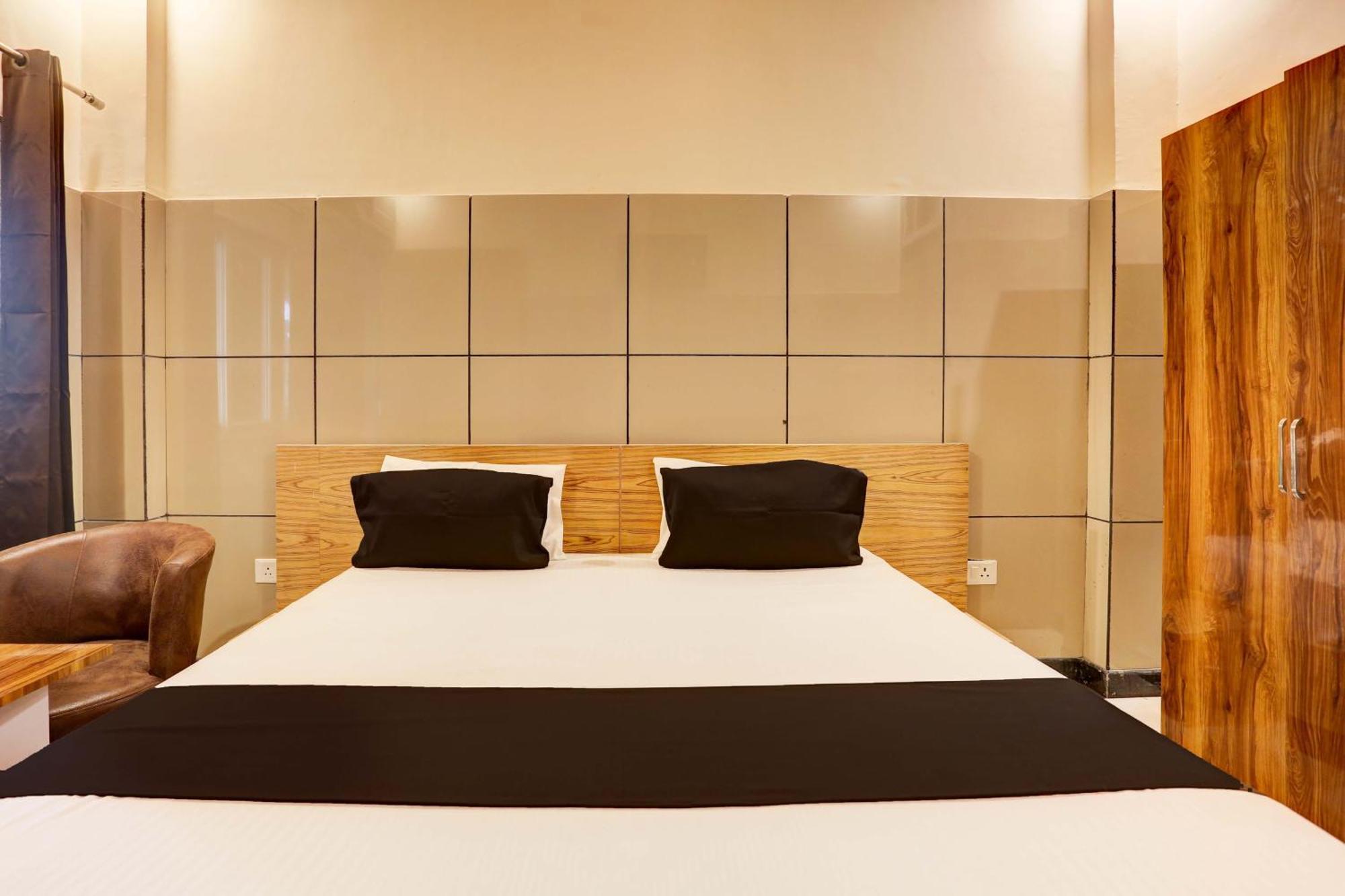 Hotel O 7 Lucknow Extérieur photo